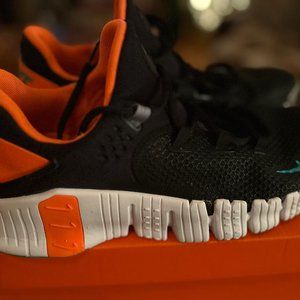 Nike Free Metcon 4 - Black/ Clear Emerald